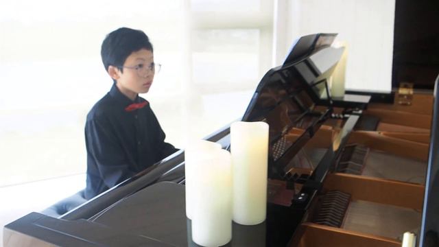 Have Yourself A Merry Little Christmas Arr. Rupert Austin performed by Albert Au - Shigeru Kawai SK смотреть онлайн