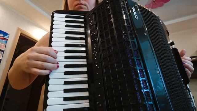 Катюша на аккордеоне. Разбор смотреть онлайн