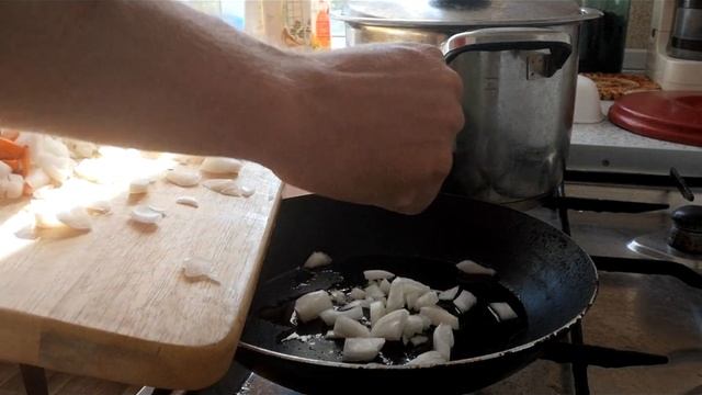 Правильный бульон из говядины (щавелевый суп). Овощная запеканка. смотреть онлайн