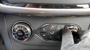 Как включить обогрев лобового стекла Renault Logan степвей 2.