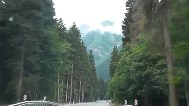 На подъезде к Домбаю. смотреть онлайн