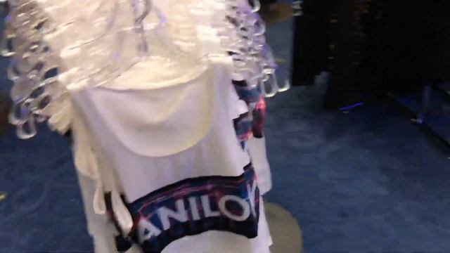 Manilow Store - Westgate Las Vegas смотреть онлайн