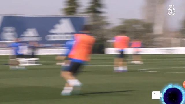 1 Mar Real Madrid Training: Physical test & ball in the 1st session of the week| Alaba trains alone смотреть онлайн