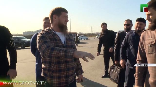 Строительство арки при въезде в Грозный близиться к завершению 2020 смотреть онлайн