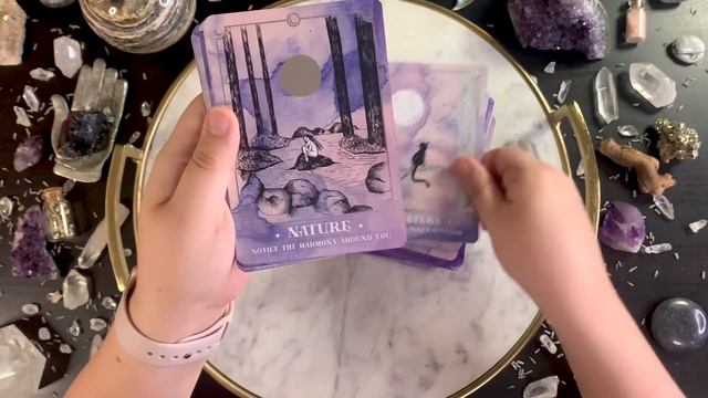 Unboxing Cosmic Guidance Oracle Deck By Dreamy Moons - First Impressions смотреть онлайн