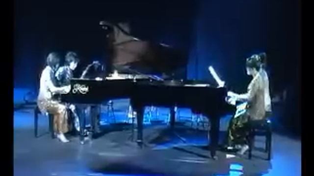 Michael Gunadi Widjaja "KEMBEN" for 2 pianos 8 hands - Golden Fingers @ TBT, Central Java смотреть онлайн