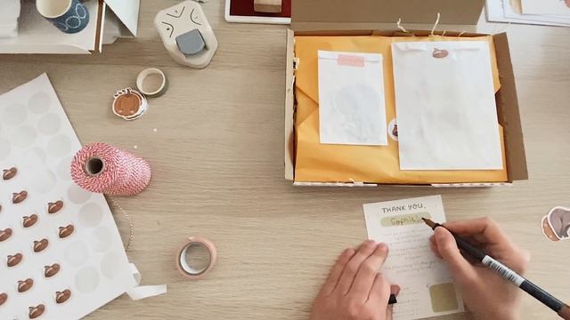 ✸ STUDIO VLOG 06 ✸ || Packing Orders for my Etsy Shop, 12 min of relaxing packing! смотреть онлайн