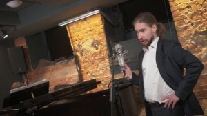 Арии из мюзиклов: Мария Ивашова (сопрано), Владимир Рыбаулин (бас), Цветана Косарева (фортепиано).