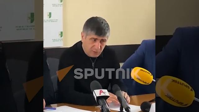 Вальтер Бутба рассказал, что можно сделать, чтобы улучшить ситуацию на дорогах Абхазии смотреть онлайн