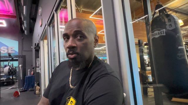 MALIK SCOTT REACTION TO USYK DEAL TALKS WILDER JOSHUA - WILDER RUIZ - WILDER USYK - FURY VS BIG BAB смотреть онлайн