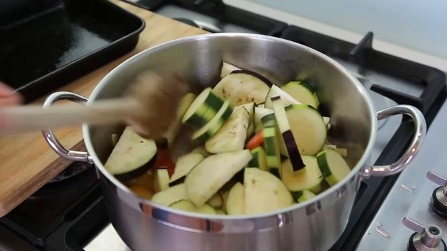 The classic French Ratatouille - (goes great with many dishes) смотреть онлайн