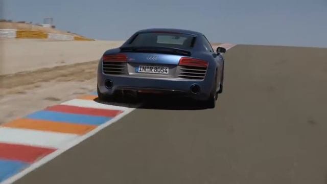 New Audi R8 V10 plus 2013 Dynamic смотреть онлайн