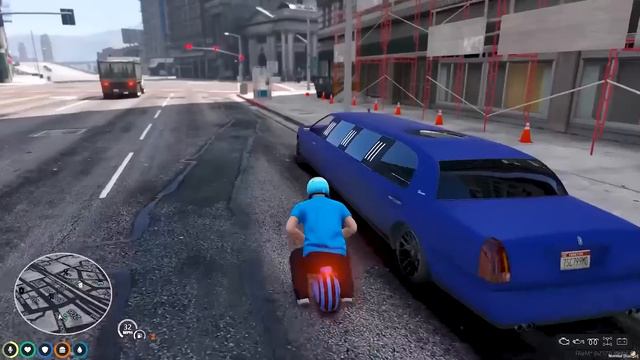 Trolling Cops with 100 Bikes on GTA 5 RP смотреть онлайн