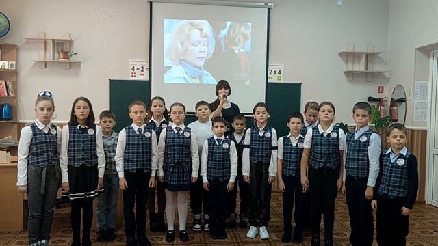Е. Крылатов, сл. Ю. Энтина "Крылатые качели" Хоровой коллектив "Звёздочки", МБОУ " ШКОЛА #3 АГД" смотреть онлайн