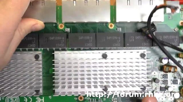 Вскрытие коммутатора D-Link DGS-1210-28/ME (H/W A1A) смотреть онлайн