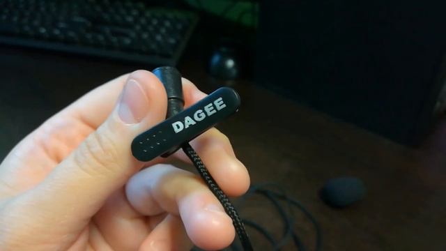 DAGEE DG 001 - Обзор + тест (очень базовая петличка) смотреть онлайн