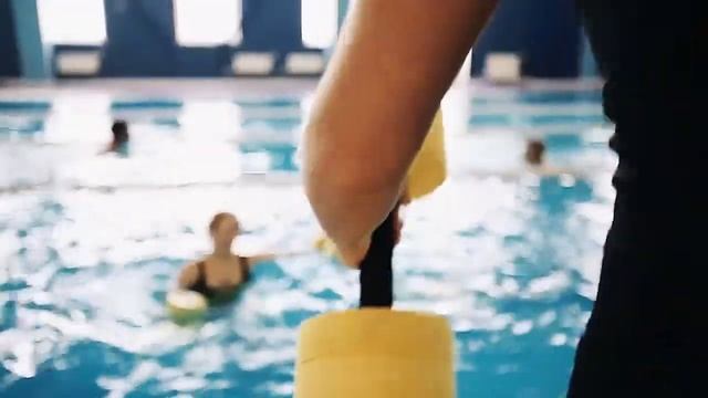 Бассейн в World Gym Вешки! смотреть онлайн