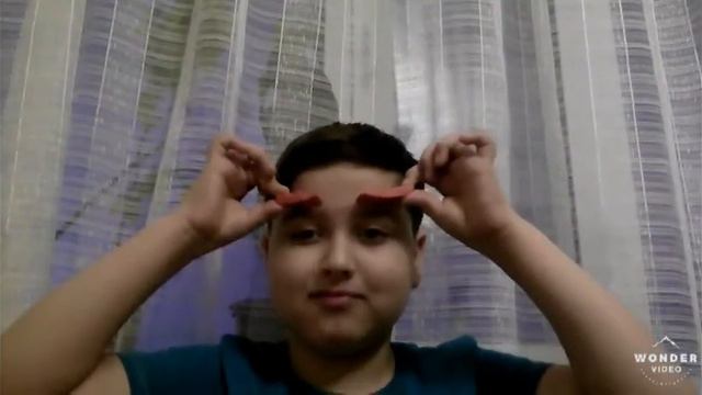 Не понятно что,просто для настроения. смотреть онлайн