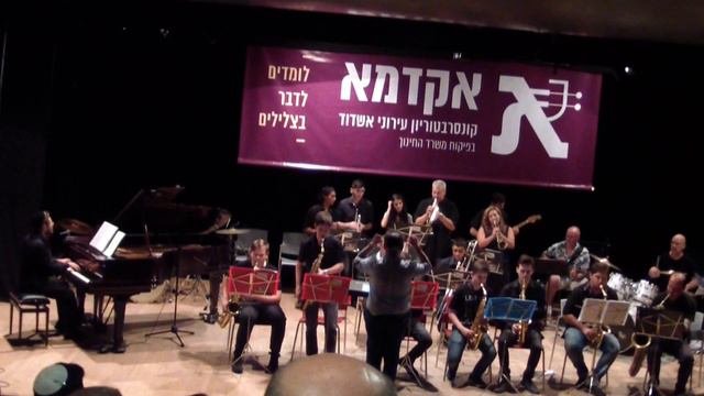 BB Akadma 22 06 16 3 NIGHT TRAIN смотреть онлайн