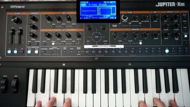 @Roland Jupiter-XM - Who is it for? - how does it sound & the I-Arpeggio? смотреть онлайн
