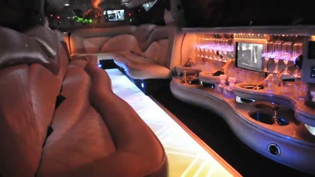 Infiniti QX56 Limo www.AvitalChicagoLimousine.com смотреть онлайн