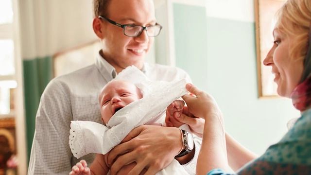 Крещение в Храме Владимирской иконы Божией Матери смотреть онлайн