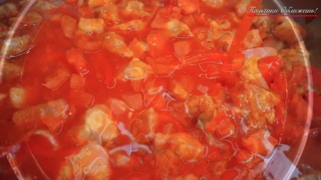 НЕЖНЫЙ И ВКУСНЫЙ Гуляш в хлебе! Это БОМБА! смотреть онлайн