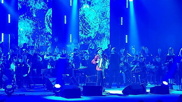 Олег Скрипка та оркестр НАОНІ. Різдвяний концерт Щедрик #1 Добрий вечір тобі пане господарю смотреть онлайн