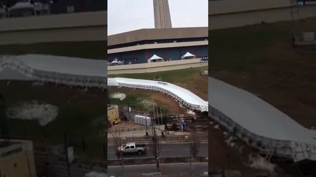 Red Bull Crashed Ice part 2/3 смотреть онлайн