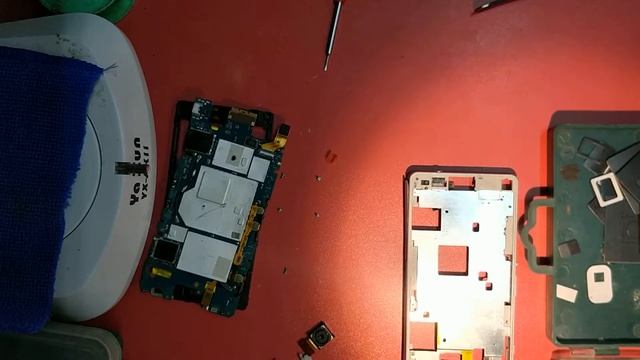 Sony Z3 Compact переклейка lcd модуля ч.2 (доработка датчика света) смотреть онлайн