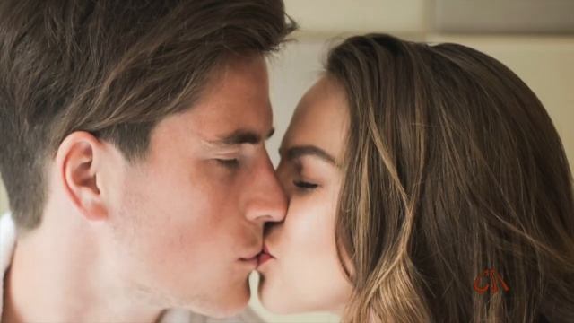 Проходят дни... Автор стихов Григорий Родственников, исполнитель Александр Галлицкий... смотреть онлайн