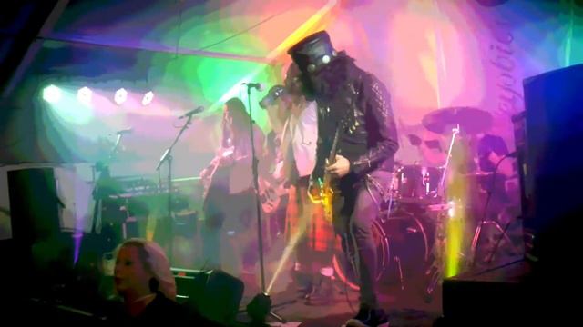 Newry Oktoberfest | Abuse Your Illusion | "Sweet Child of Mine" (29 Oct 2017) смотреть онлайн