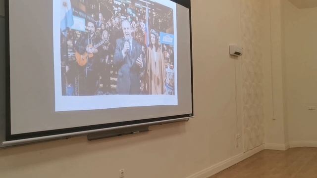 Аргентинский испанский и истории моего успеха - Московский фестиваль языков 2022 смотреть онлайн