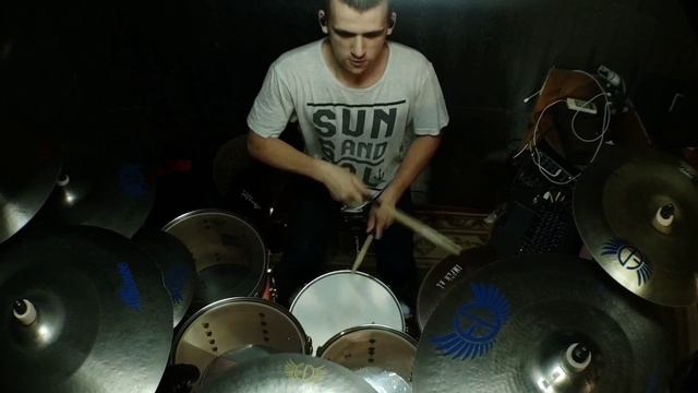 Recording drums for "Gloosh" смотреть онлайн