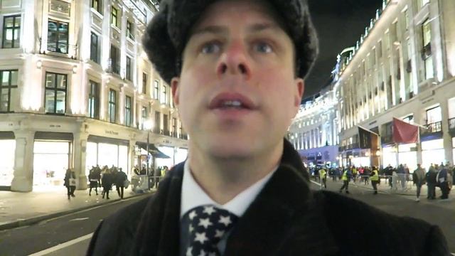 Christmas lights in London Regent Street Switched On Shopping смотреть онлайн