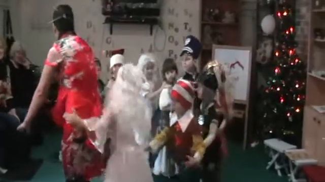 Дракон ловит свой хвост смотреть онлайн