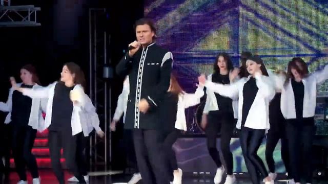 Прохор Шаляпин. Осенняя мелодия ( Ю. Саульский - Л. Завальнюк). смотреть онлайн