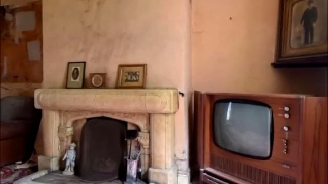 В этот дом никто не заходил 70 лет, когда фотограф заглянув внутрь, то обомлел от увиденного!