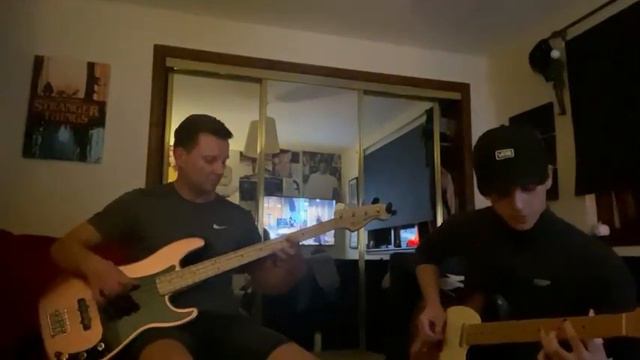 Måneskin - "I Wanna Be Your Slave" Bass and Guitar cover смотреть онлайн