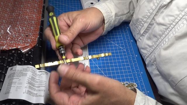 Розетка UNIVersal - сделано в России! vs Sven Platinum смотреть онлайн