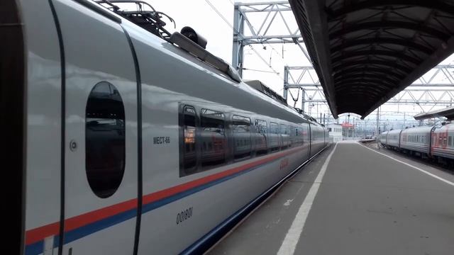 ЭВС2-01. Сапсан. Прибывает на Московский вокзал. Санкт-Петербург. смотреть онлайн