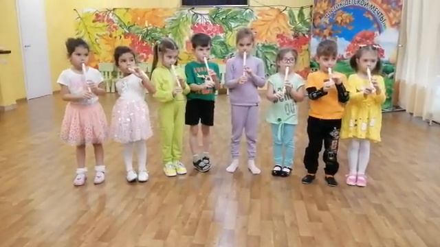 В нашем саду для детей проводятся занятия в кружке «Моя свирель». смотреть онлайн