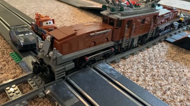 Why The LEGO Crocodile Locomotive Doesn’t Need a Fix смотреть онлайн