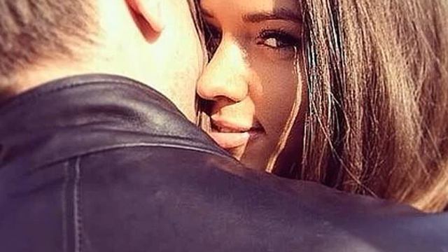 Я закрываю глаза и вновь вижу твои, и вновь вижу твои смотреть онлайн