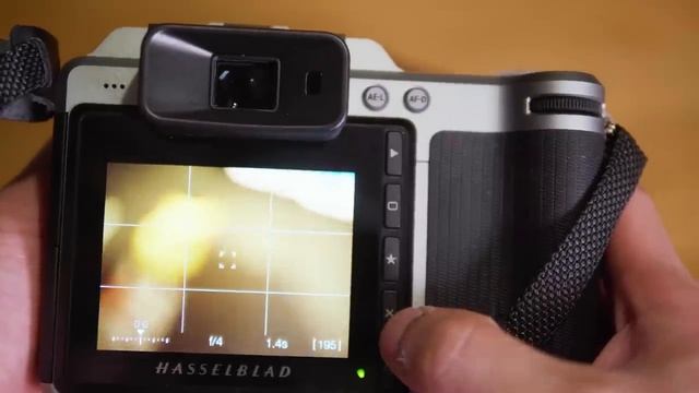 Hasselblad X1D - 50MP Medium Format Mirrorless Camera Review! смотреть онлайн