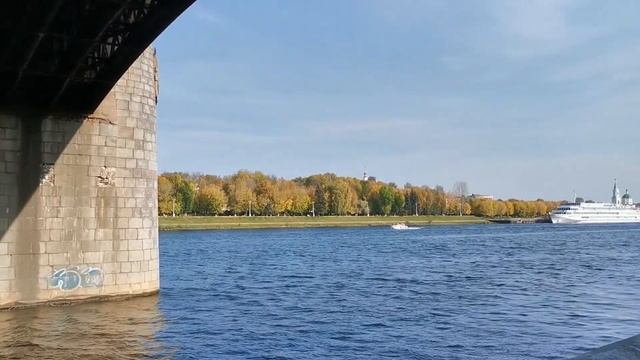 НАБЕРЕЖНАЯ СТЕПАНА РАЗИНА. ТВЕРЬ. ОКТЯБРЬ 2020 смотреть онлайн