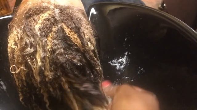 Natural Hair Carmelization and Microlink Extension Transformation смотреть онлайн