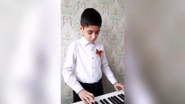 Матин Касымов - "Эх, дороги..." (авторы А. Новиков, Л. Ошанин) смотреть онлайн