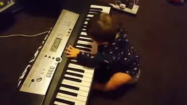 Mini Maestro... смотреть онлайн