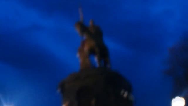 По Владимиру ночью на велосипедах смотреть онлайн